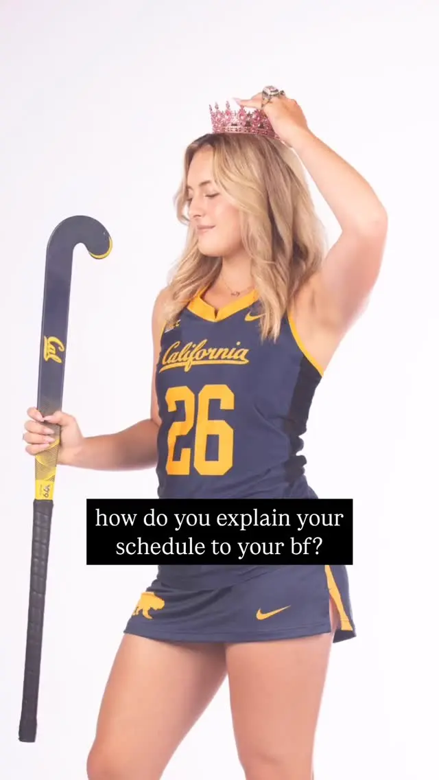 @elizabeth.edmonston: Cal Field Hockey Meets Campus Style